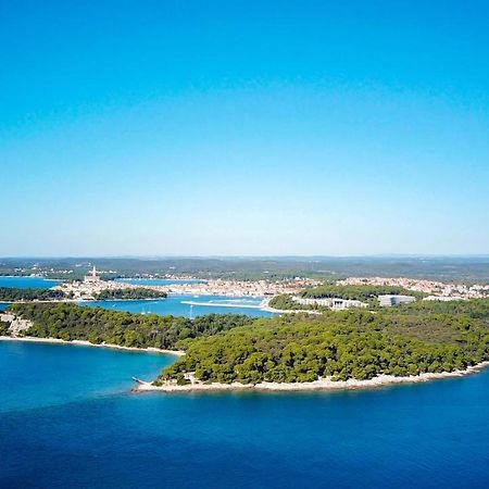 Clorinda Sea View Free Parking Apartment โรวีน ภายนอก รูปภาพ