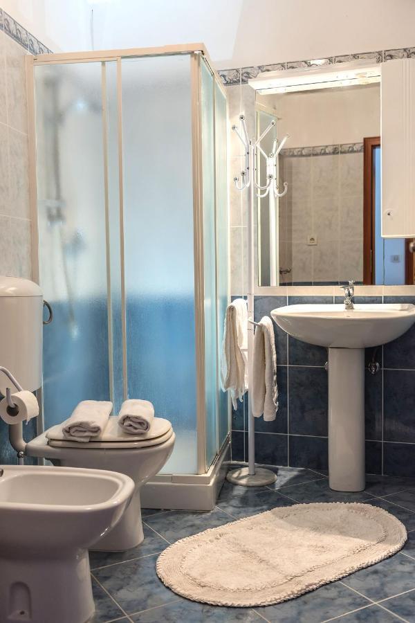 Clorinda Sea View Free Parking Apartment โรวีน ภายนอก รูปภาพ