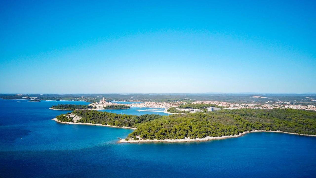 Clorinda Sea View Free Parking Apartment โรวีน ภายนอก รูปภาพ